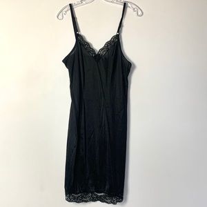 Vintage Union Made Sweet Nothings Black SemiSheer Midi Lace Slip Lingerie